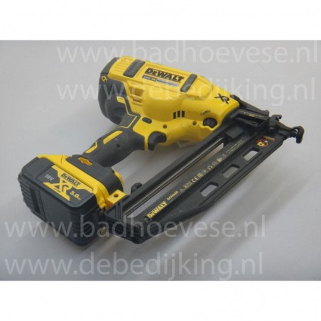 18V XR brushless Finishing tacker 16ga